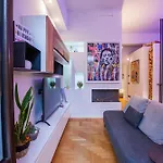 Boutique Con Cortile-design&fashion District Milano