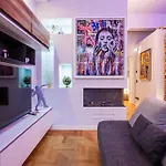 Boutique Con Cortile-design&fashion District