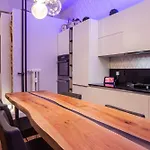 Boutique Con Cortile-design&fashion District Milano