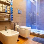 Boutique Con Cortile-design&fashion District Daire